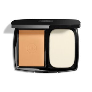 Chanel
Light-deep shade, golden undertone